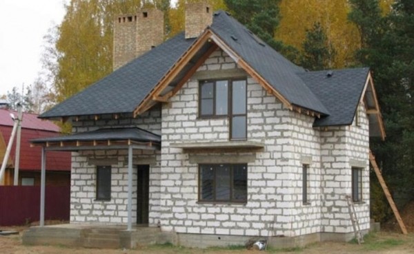 Красивые проекты одноэтажных домов из газобетона Красивые проекты одноэтажных домов из газобетона
